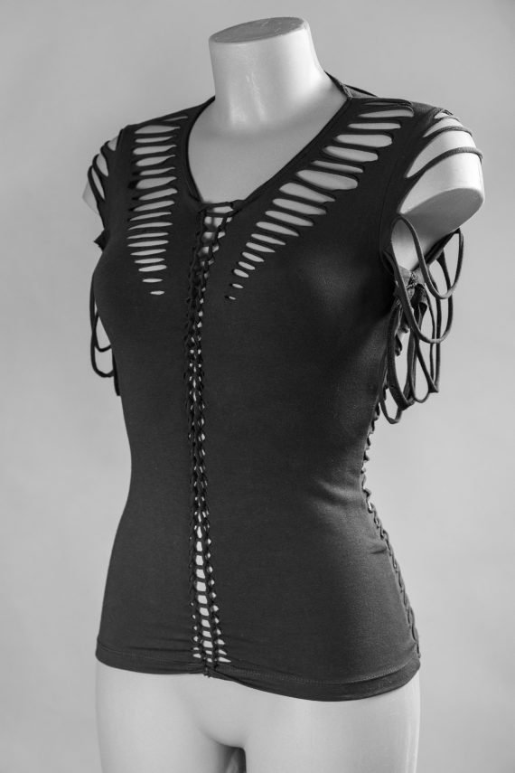 Top hot'cute cut out, ripped and braided - Image 12