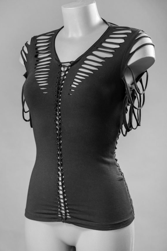 Top hot'cute cut out, ripped and braided - Image 5